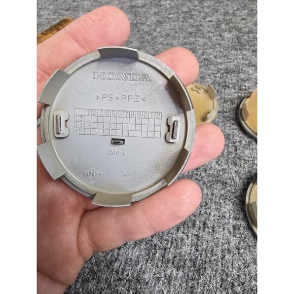 (4) 2000-2020 Honda Accord Center Silver Wheel Center Cap PS+PPE 44742 #98 - Picture 8 of 8